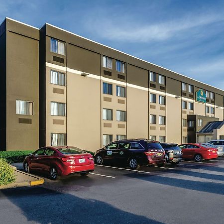 מלון La Quinta By Wyndham Warwick Providence Airport מראה חיצוני תמונה