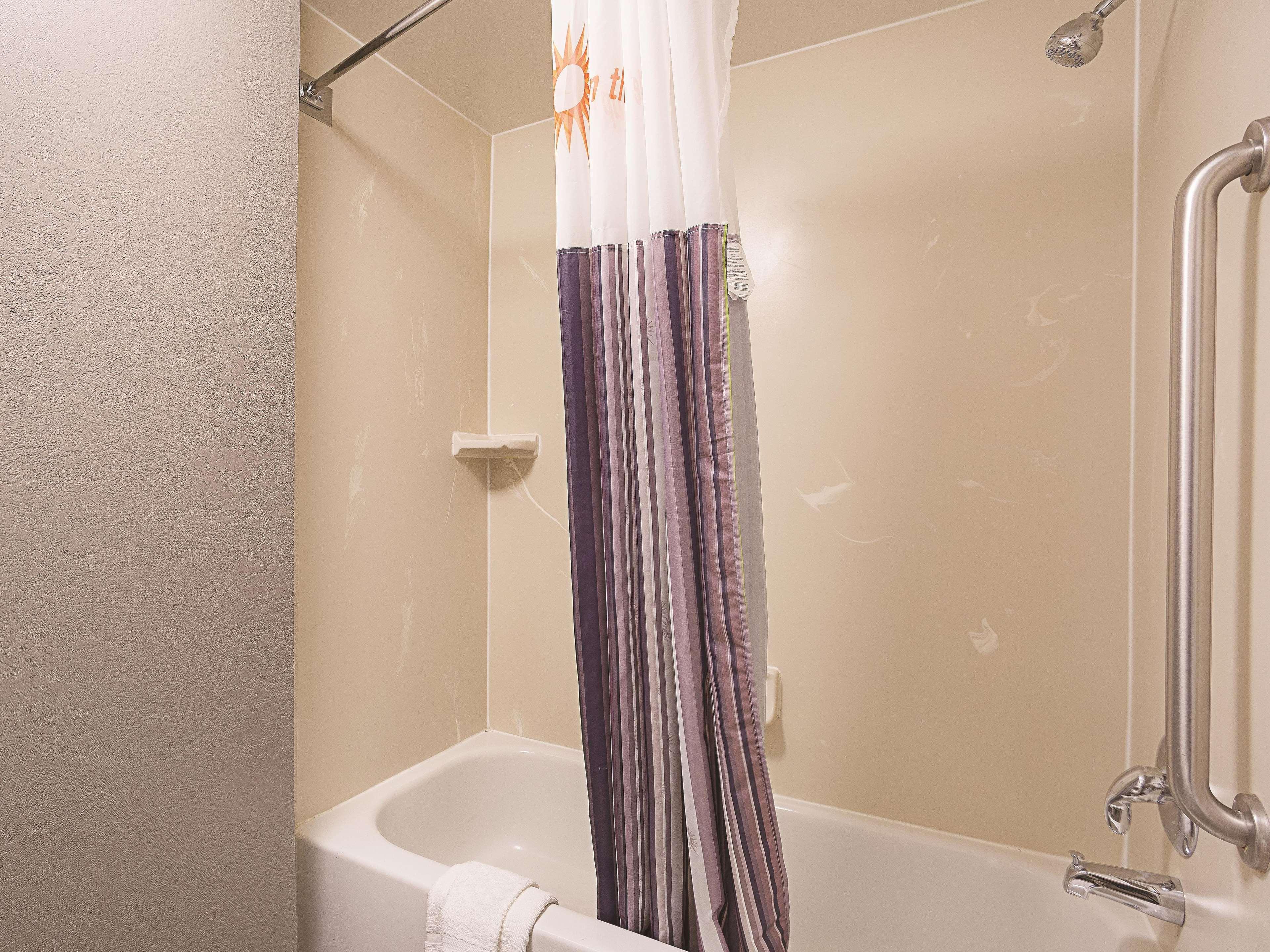 מלון La Quinta By Wyndham Warwick Providence Airport מראה חיצוני תמונה