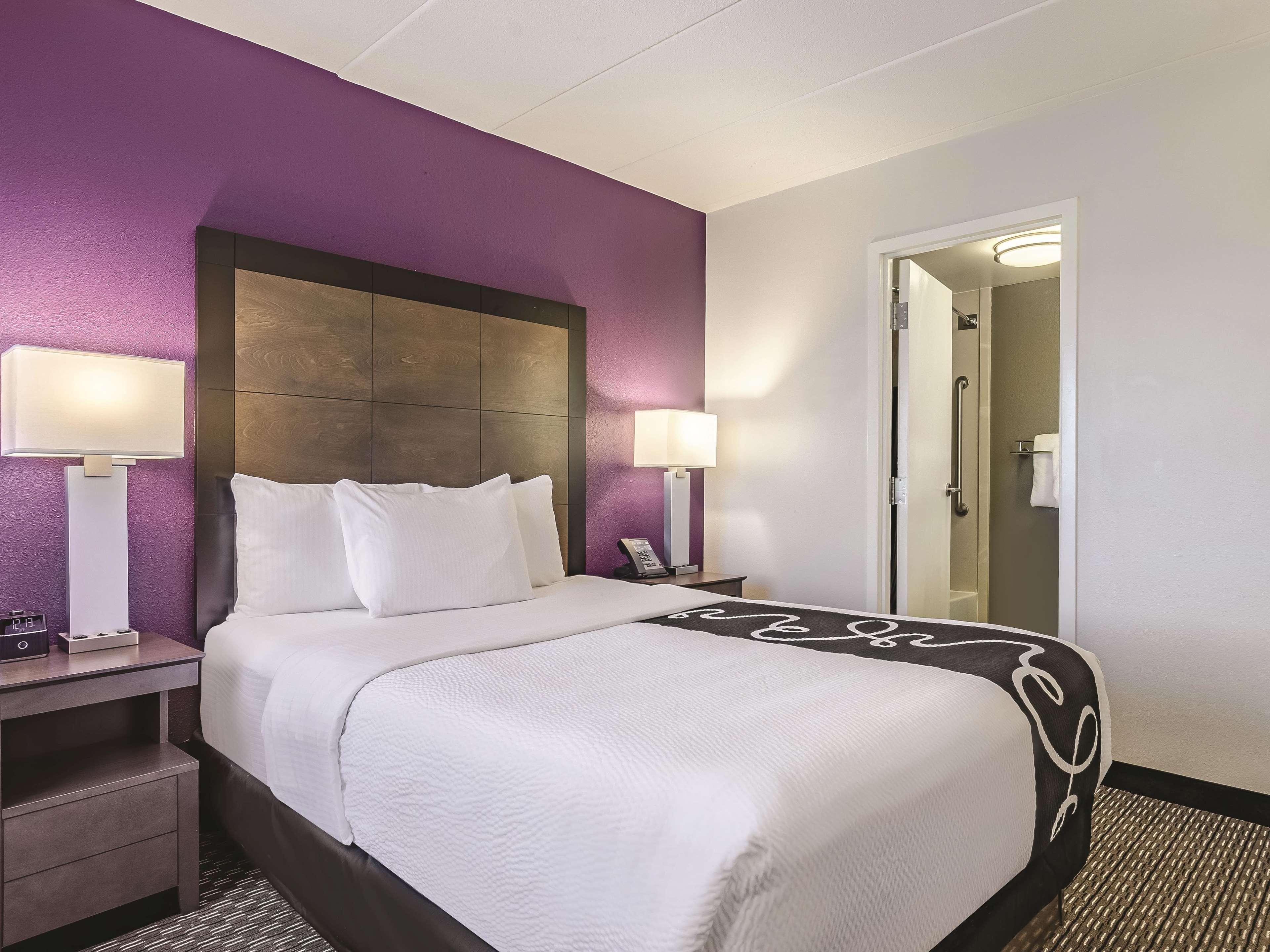 מלון La Quinta By Wyndham Warwick Providence Airport מראה חיצוני תמונה