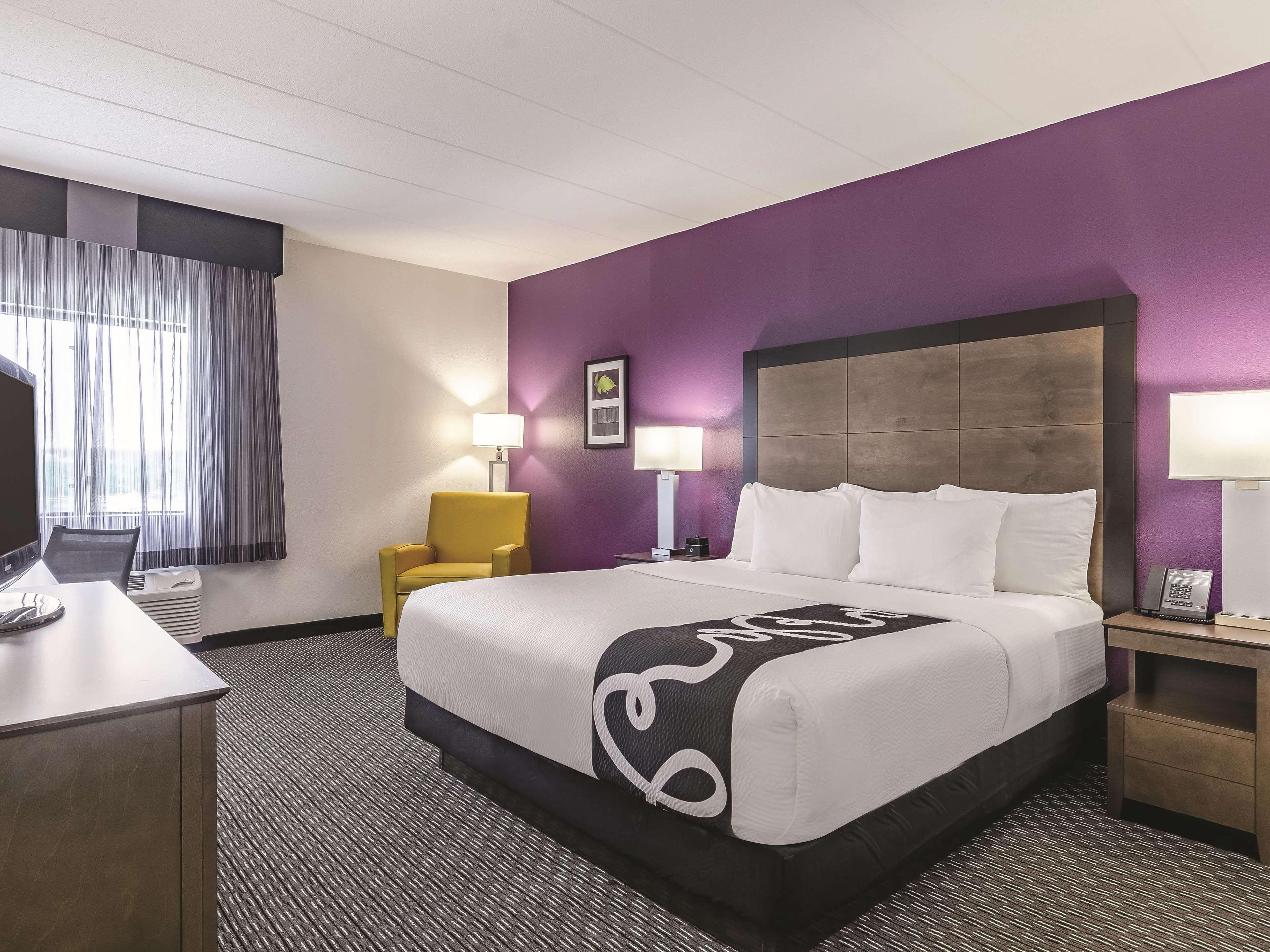 מלון La Quinta By Wyndham Warwick Providence Airport מראה חיצוני תמונה