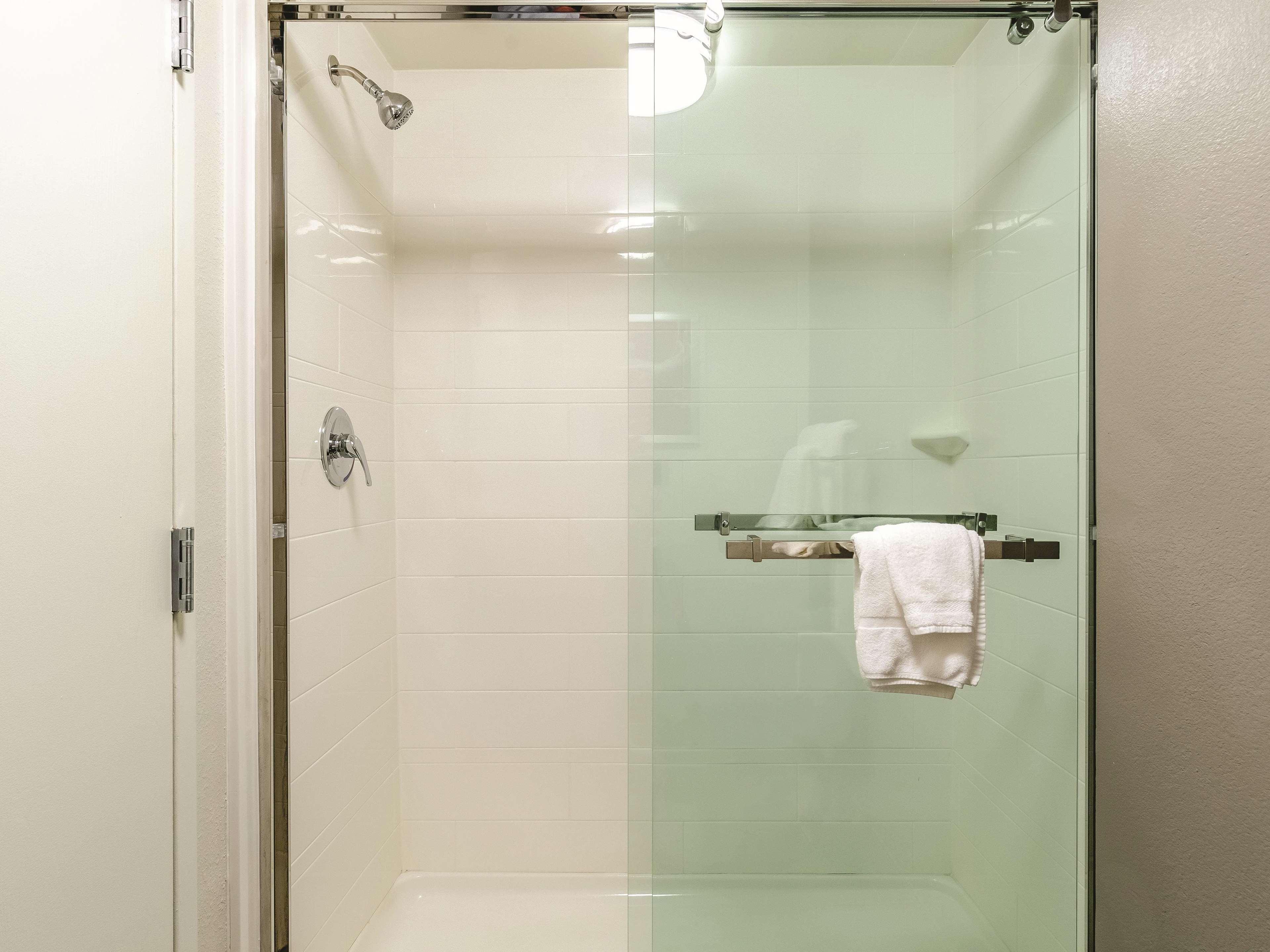 מלון La Quinta By Wyndham Warwick Providence Airport מראה חיצוני תמונה