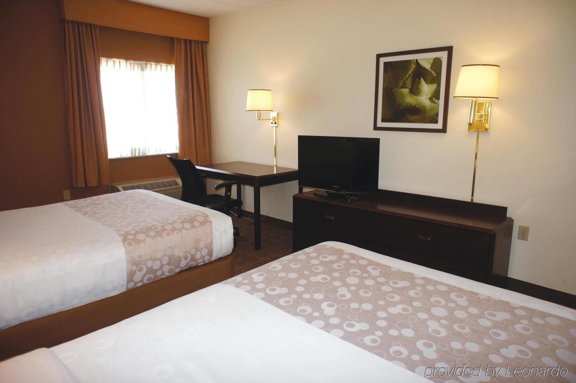 מלון La Quinta By Wyndham Warwick Providence Airport מראה חיצוני תמונה