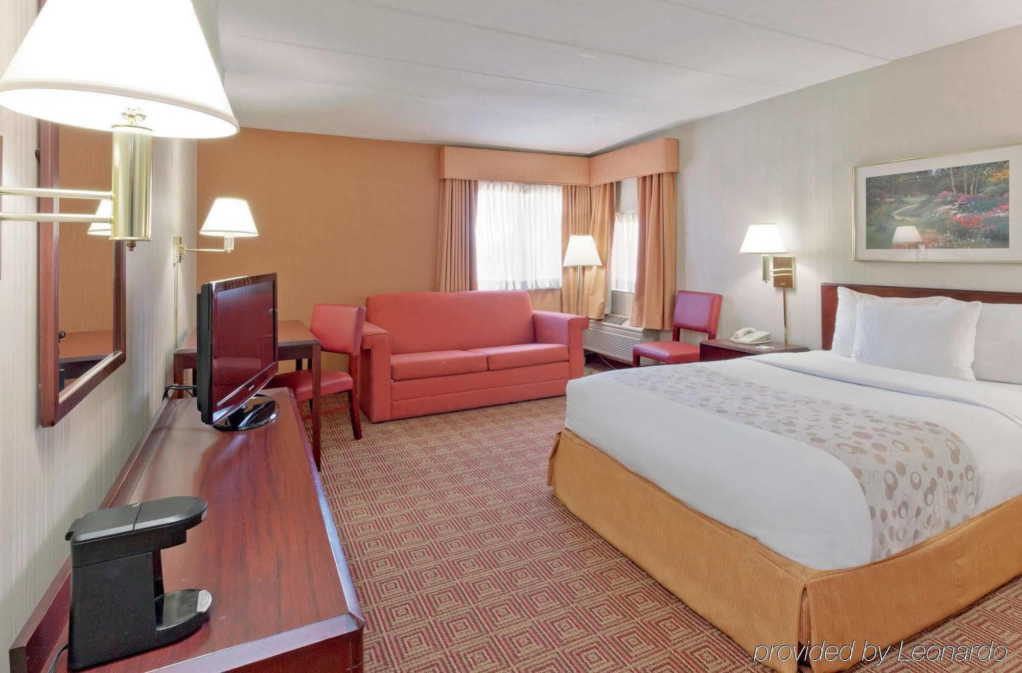 מלון La Quinta By Wyndham Warwick Providence Airport מראה חיצוני תמונה